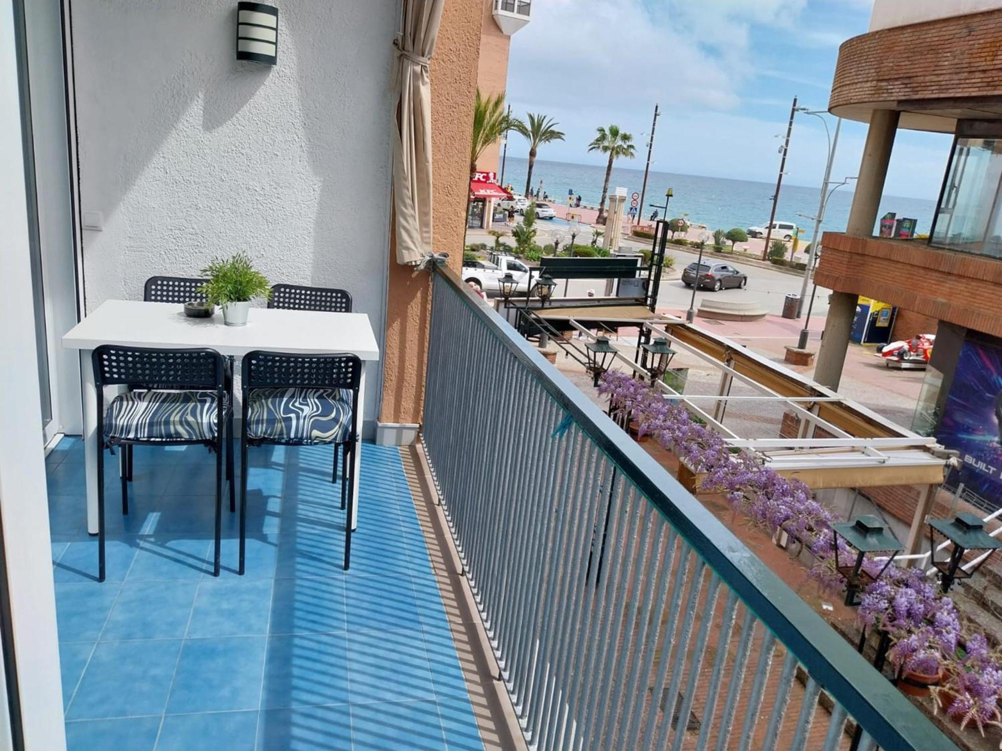 Apartamento Con Terraza Vistas Al Mar Lloret de Mar Luaran gambar